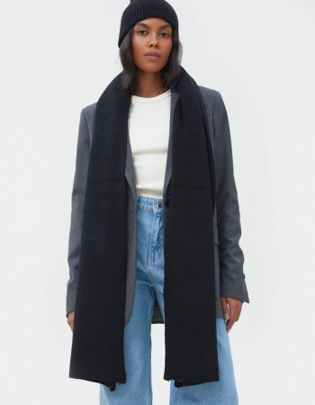 Жіночий шарф